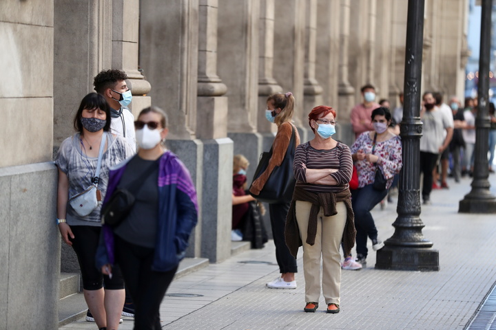 Argentina announces 'circuit-breaker' lockdown as pandemic rages