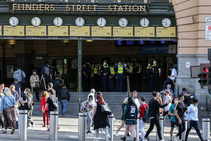 Australia&rsquo;s Victoria state investigates two likely COVID-19 positive cases