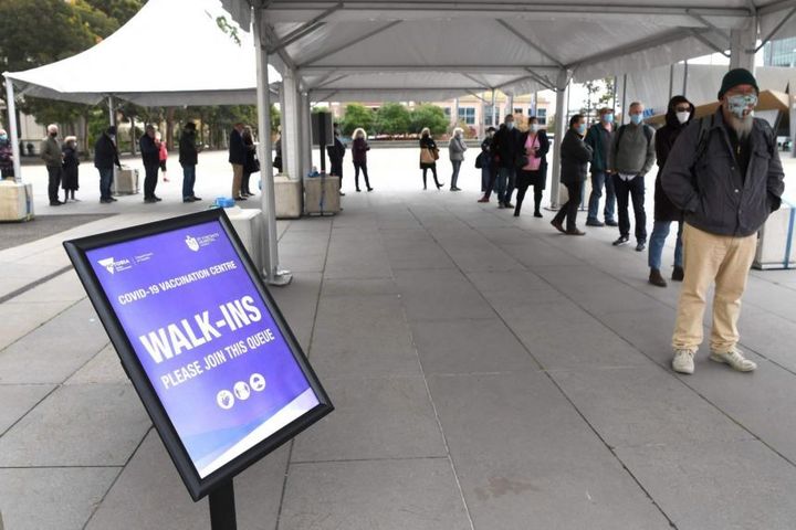 Australia's Victoria logs 5 local COVID-19 cases amid lockdown, vaccination demand surges