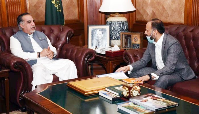 Governor Sindh directs to take steps to reduce loadshedding in Karachi