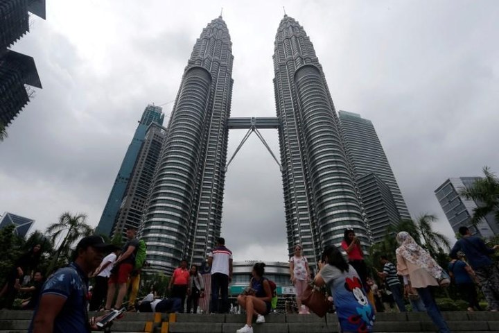 Malaysia digital banking lures dozens of firms as fintechs expand in Asia