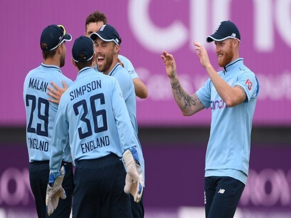 England thrash Pakistan in 1st ODI