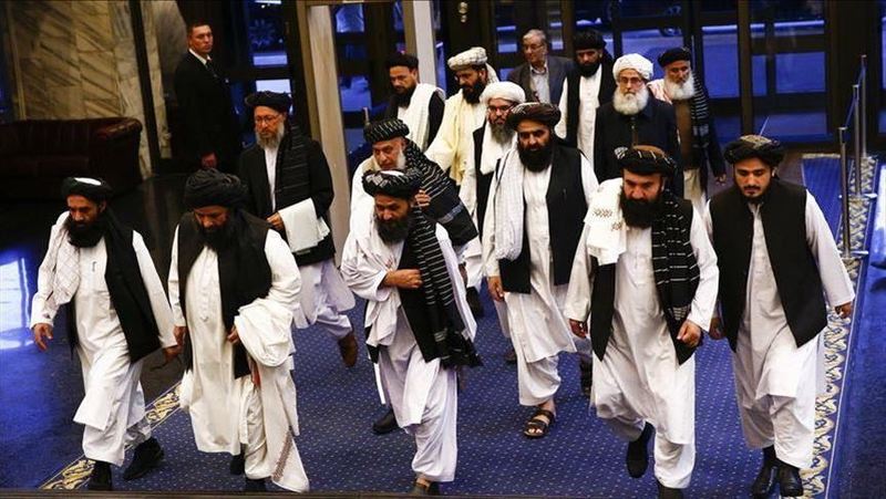 Taliban leader 'favours political settlement' even as offensive rages