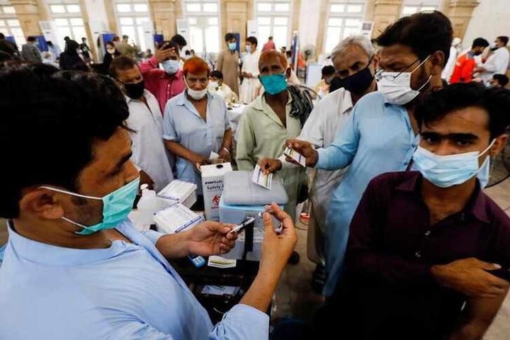 Karachi hospitals reaching capacity as Delta variant takes hold