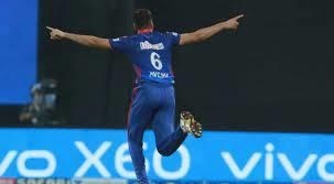 Khan injury adds to India's woes ahead of England test series