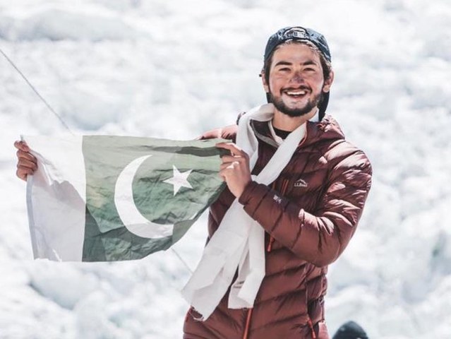 19-year-old Shehroze Kashif becomes youngest to summit K2