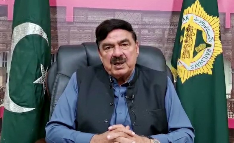 Noor&rsquo;s murderer can&rsquo;t be killed in encounter: Sheikh Rasheed