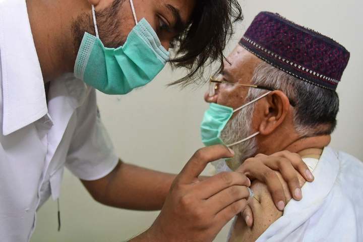 Pakistan records 72 new Covid deaths