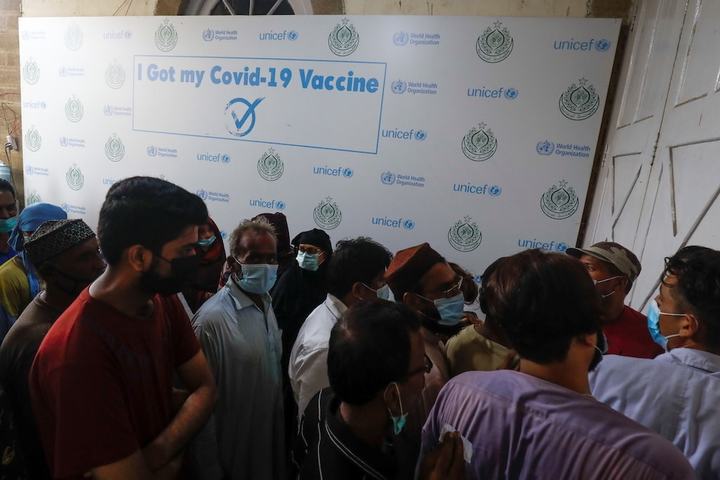 Pakistan reports 66 Covid deaths; positivity rate slips to 6.9%