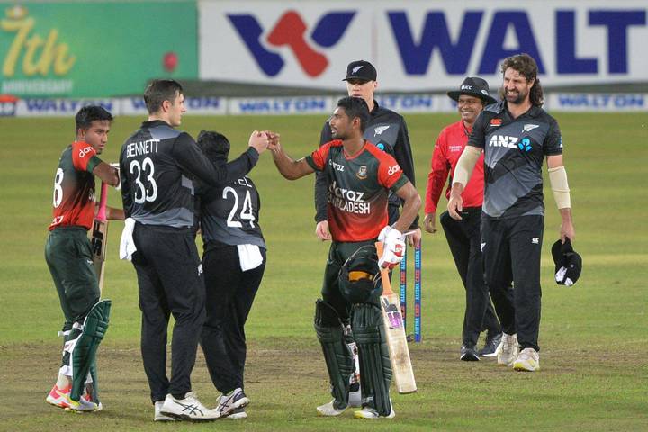 Bowlers, Mahmudullah steer Bangladesh to series win