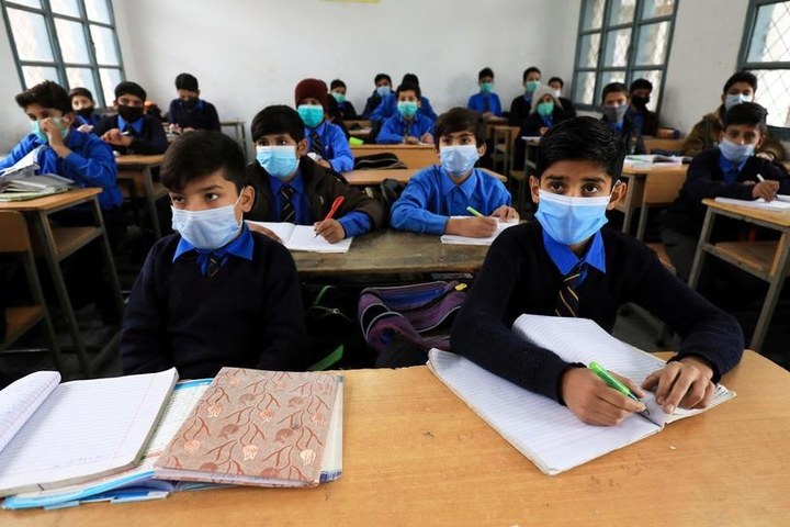 Govt says some schools to reopen on Sept 16 in KP, Punjab