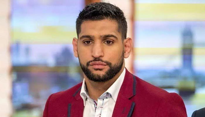 Boxer Amir Khan claims to have been banned by American Airlines
