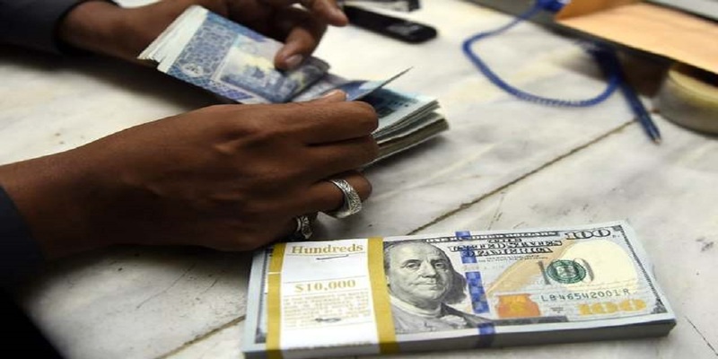 Rupee weakens further against dollar