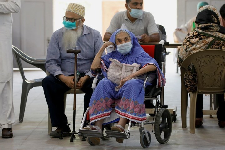 At least 2,060 new Covid cases reported in Pakistan