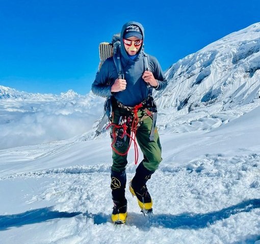 Shehroze Kashif summits world's 8th highest mountain