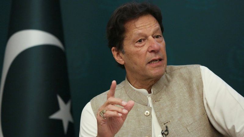 Govt to investigate all citizens mentioned in Pandora Papers: PM Imran