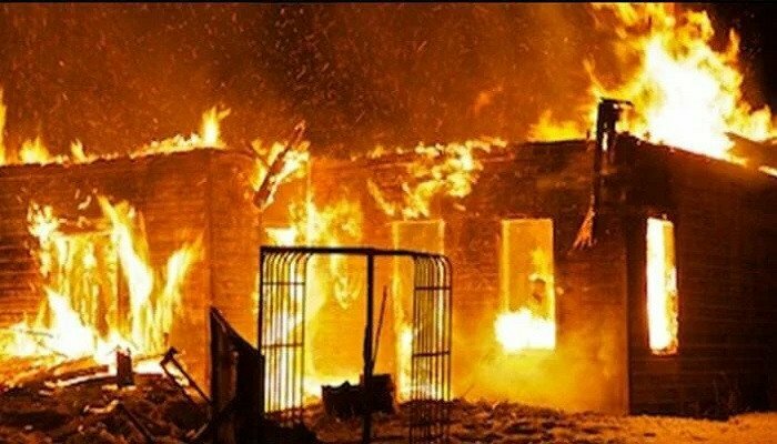 At least seven of a family killed in Muzaffargarh house fire