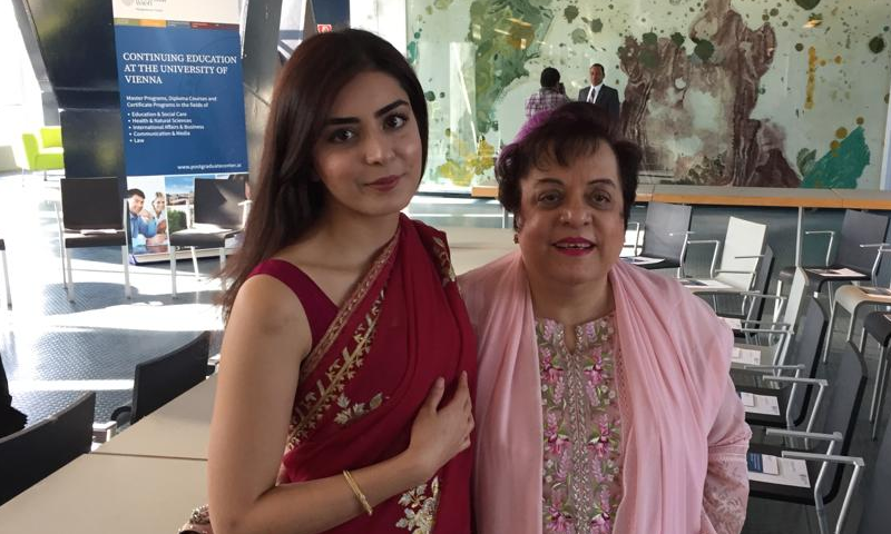 PTI&rsquo;s Mazari slams daughter for &ldquo;black magic&rdquo; tweets