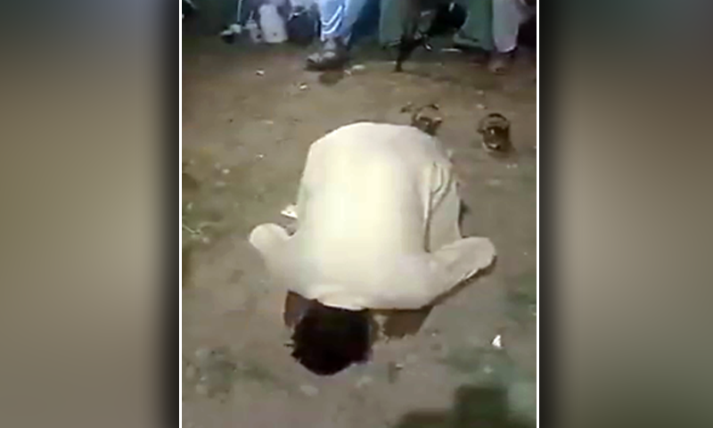 Police arrest man who disrespected namaz