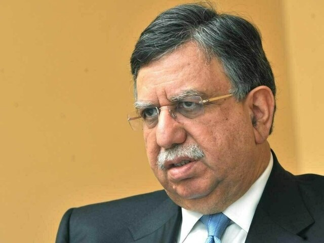 No compromise on govt&rsquo;s right to levy taxes: Tarin