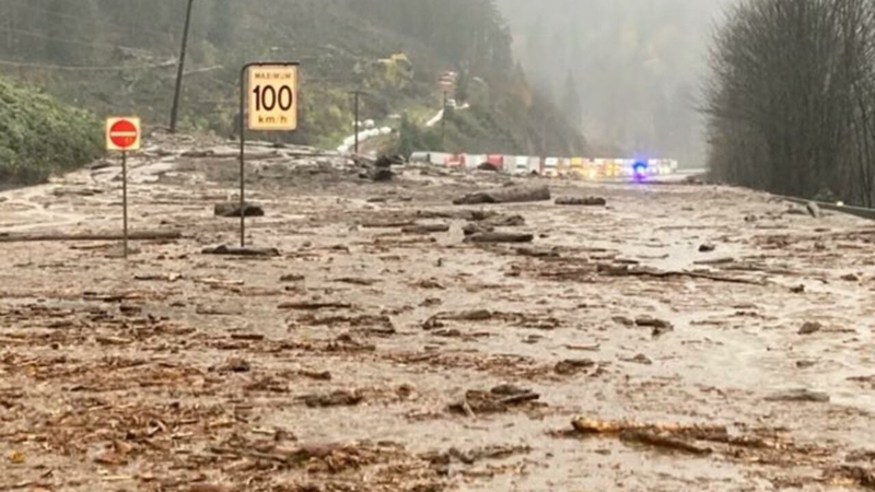 Heavy rains force evacuations, trap motorists in Canada