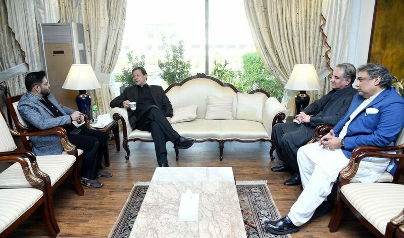 All is well: PTI's Aamir Liaquat gets to meet PM Imran