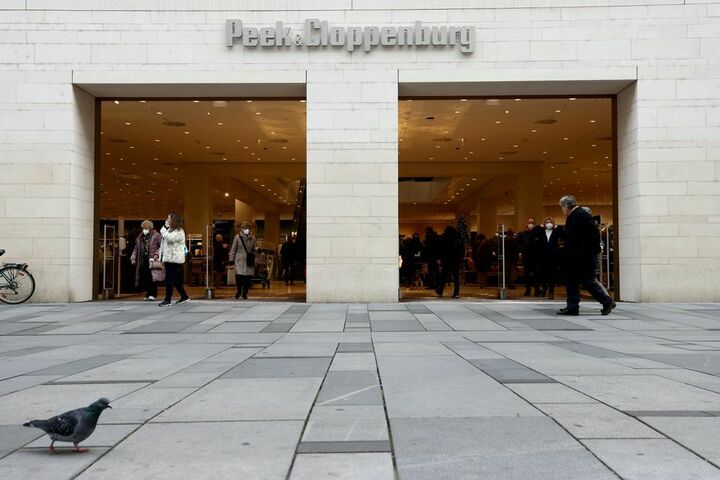 Austrian COVID cases hit record on third day of lockdown for unvaccinated