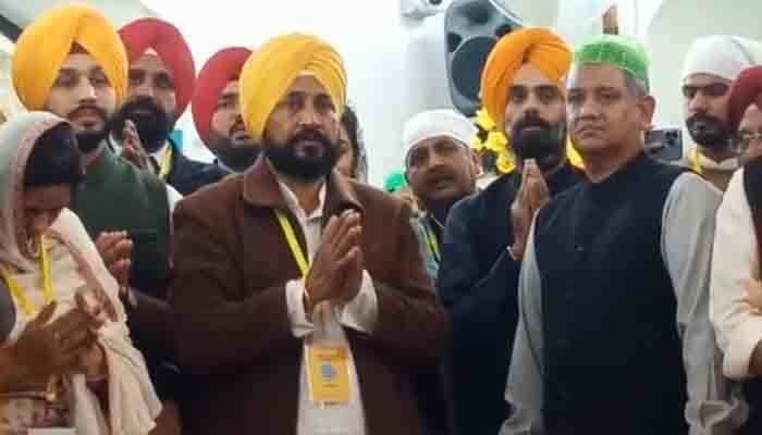 Indian Punjab CM, others arrive in Pakistan to visit Kartarpur gurdwara