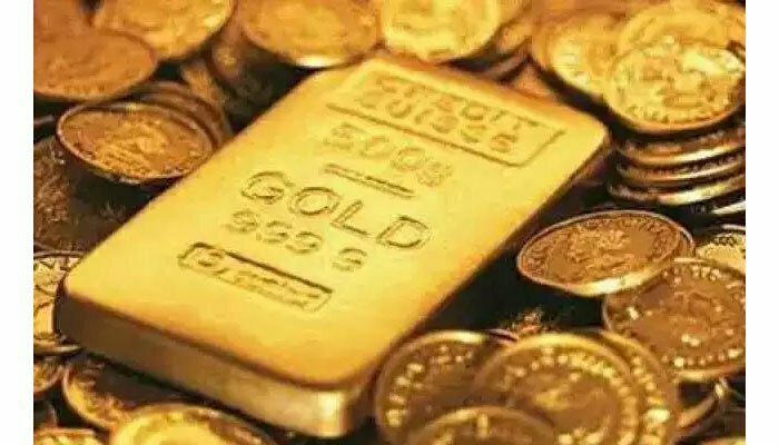 Gold price rises by Rs 2000 amid depreciation in rupee