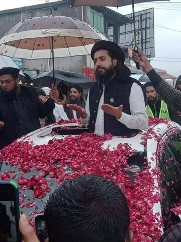 Twitter divided over TLP chief Saad Rizvi&rsquo;s release