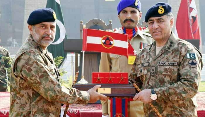 لیفٹیننٹ جنرل فیض حمید نے پشاور کور کی کمانڈ سنبھال لی - Pakistan - AAJ