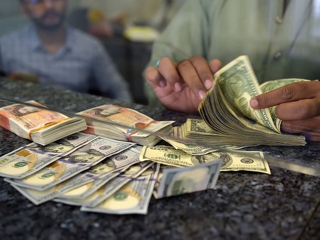 Back-to-back gains for Pakistan's rupee against US dollar