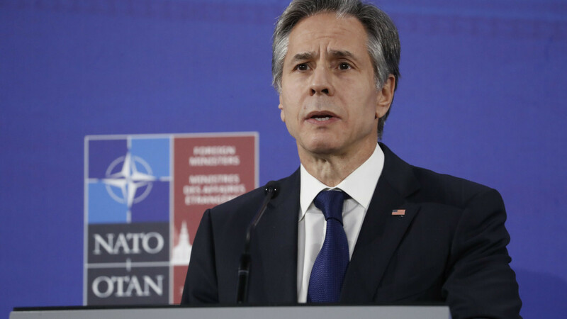 US warns Russia of 'high-impact' sanctions if invades Ukraine