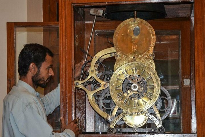 Father time: Pakistan's lonely clock collector