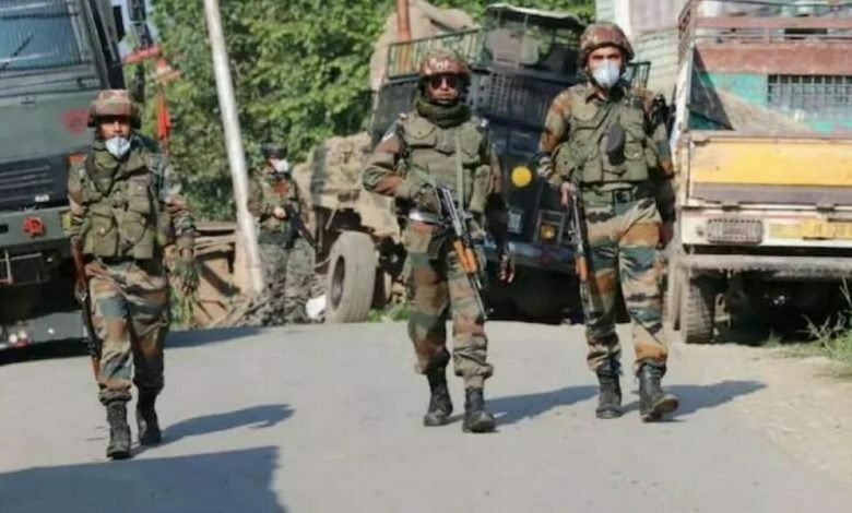 Two police personnel killed, several injured in IIOJK