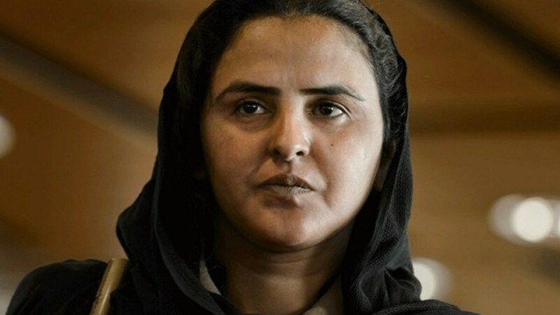 Mukhtar Mai says she's receiving death threats after her security withdrawn