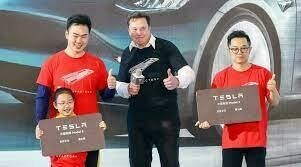 Chinese web users blast Musk over space station near-misses