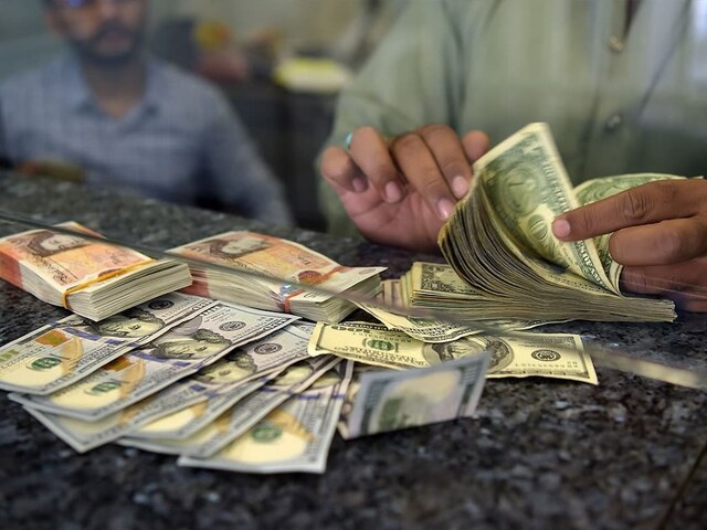 Rupee ends 2021 with back-to-back gains against dollar