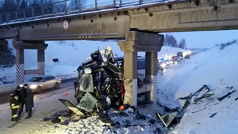 Bus crash kills five, injures 21 south of Moscow