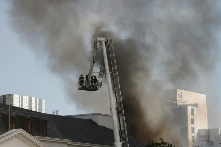 Huge fire brings down roof at South Africa parliament