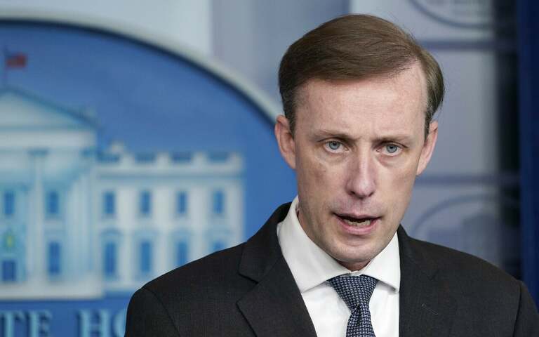 US warns Iran after regime sanctions 50 Americans