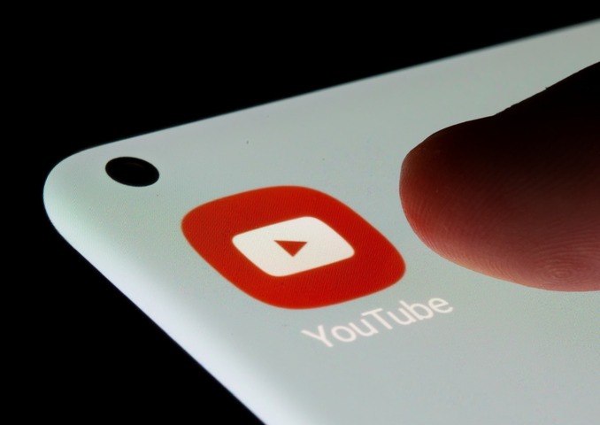 Fact-checkers urge YouTube to fight disinformation