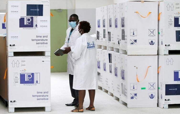 Global vaccine-sharing programme reaches milestone of 1b doses