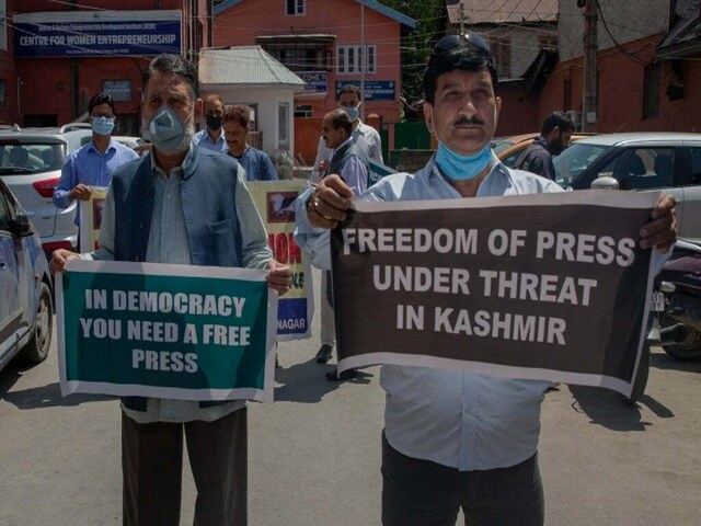 Outcry as India shuts Kashmir Press Club