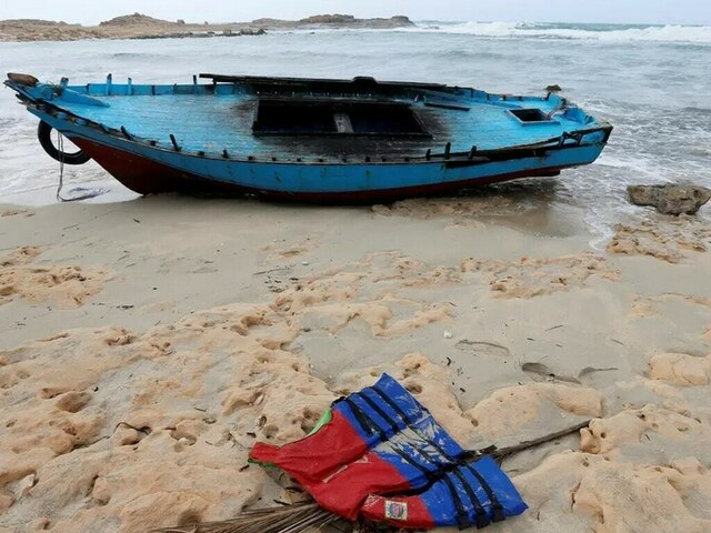 At least eight fishermen missing after boat capsizes near Thatta