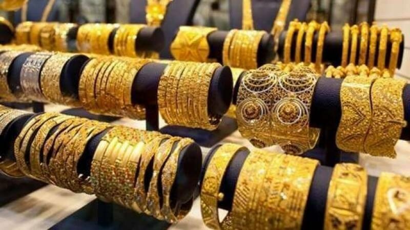 Gold prices extend gains in local market