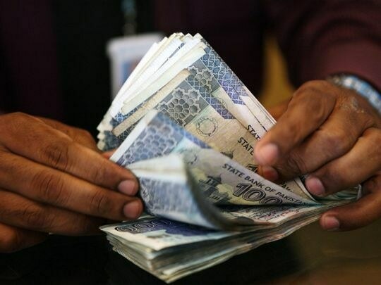 Rupee's three-day losing streak ends, currency stable against US dollar