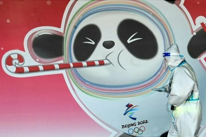 China locks down area near Beijing with Olympics a week away