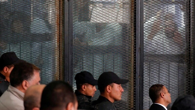 Egyptian court sentences 10 to death for planning attacks
