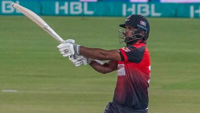 Fakhar's blistering century takes Qalandars to stunning victory over Karachi